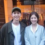 송혜교 송중기 유럽여행중 찍혔따 ..