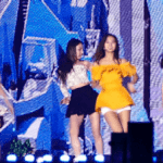 심지어 <b>신발</b>도 벗겨짐