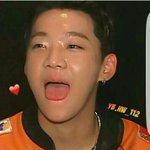 [댓글부탁해] 엄마 날 깨우지마 지각한다고 몇 년 뒤 내가 변해있진...