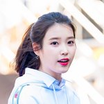 아이유 이 옷 입으니까 <b>토끼</b>같다