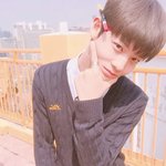무슨 톤 같음?