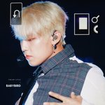 [박우진] 오늘 머리 반깐 옷은 <b>반반</b>