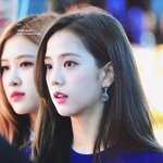 블랙핑크 <b>지수</b> 공항에서
