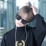 벌써 목<b>폴라</b>티 입은 진환이