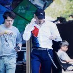 [LEO] 레오님 사람 기죽이는 기럭지ㄷㄷ