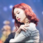 오마이걸 <b>비니</b> 빨간머리 리즈찍었네