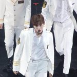 [황민현] <b>제복</b>입은 황민현 위에서 찍은거 봐봐
