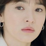 송혜교는 과연 몰랐을까, 3년동안 25억원 탈세