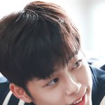 출국하는 유선호
