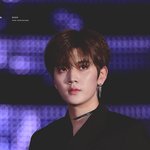 <b>아</b>근데 뉴이스트 요즘잘생겼지않냐