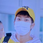 [EXO] 근데 민석이<b>머리</b>색 걍 <b>갈색</b>생<b>머리</b> 아님?
