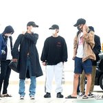 [시우민] 단체기사사진에서 시우민 ㅋㅋ