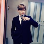 강다니엘 <b>수트</b>핏 어떡하냐