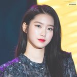 좋아하는 여돌 사진 뿌리고 가!!