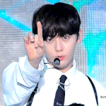 [황민현] DMCF 방송_설레는 <b>gif</b>