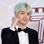 [모두드루와] <b>슈가</b> 턱에 뭐임???????????