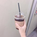 [댓글부탁해] 나 알바중인데 어떤 여자분께서 커피사주셨다..