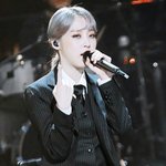 <b>수트</b>핏 장난아니게 멋있는 女돌