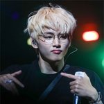 <b>전생</b>에 다비드 였나 싶은 남돌