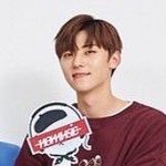 [<b>황민현</b>] <b>황민현</b> 다리봐ㅜㅜㅜ