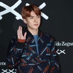 [세훈] 180920 제냐 <b>런칭</b>쇼 기사사진2