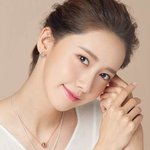상견례 <b>프리</b>패스상같은 윤아 새 화보