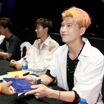 <b>미국투어</b> 다녀온 VAV 비하인드 사진