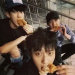 [EXO] 이 사진 나만 처음 보냐 (타둘 조카 <b>주의</b>)
