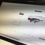 여기 꼼데 스니커즈 짭이겠지?