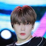 <b>감탄사</b> 절로 나올 외모의 男돌
