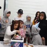 아이스크림 손도 안대는 <b>나코</b>