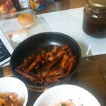 닭발만들어서 먹는중 <b>얌얌</b>