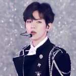 [EXO] 아니 이런 간지나는 제복좀 입혀<b>주</b><b>셈</b>