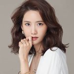 윤아 <b>팔찌</b> 삼 ㅠㅠ 존예존예ㅠㅠ
