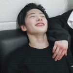 애 누구 글쓰니인데