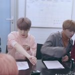 [NCT] <b>재현</b>니 진짜 하얗구나...