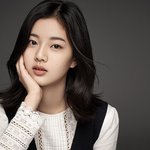 <b>방탄소년단</b> 김석진이랑 닮은 여자 연예인