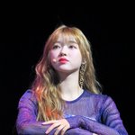 유니크하게 예쁜 <b>여돌</b>