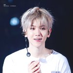 [EXO] 백현이 <b>눈꼬리</b> 또 누가 잡아댕겼냐´ㅅ`