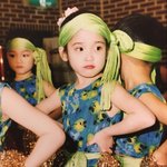 [모두드루와] 아이유 어릴 때 사진 넘 <b>기엽</b>다ㅋㅋ