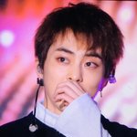 [EXO] 민석이 눈썹자라서 산생긴거