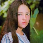 [댓글부탁해] 여긴 대체 왜 예쁜거에도 급을 나누는 거야??