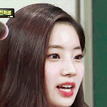 나만 웃는 표정 의식해서 하냐..