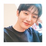 [윤지성] 기록)지성이 공카 프사