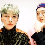 직접 할로윈 메이크업하는 아이돌