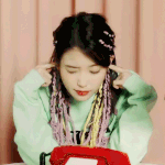 <b>노래</b>로 자기 이야기를 하는 <b>아이유</b> 너무 멋있는 것 같음