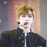 베이비파우더 <b>향이</b> 날 것 같은 男돌