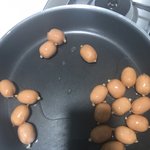 <b>쏘세지</b> 굽는중인데 이거맞나?