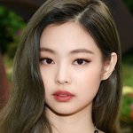 [드루와] 학교에 <b>파우치</b> 들고가면 ㄹㅇ 애들이 막씀?