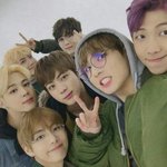 [방탄소년단] 내가 요즘 Wings 앨범 노래를 계속듣는데